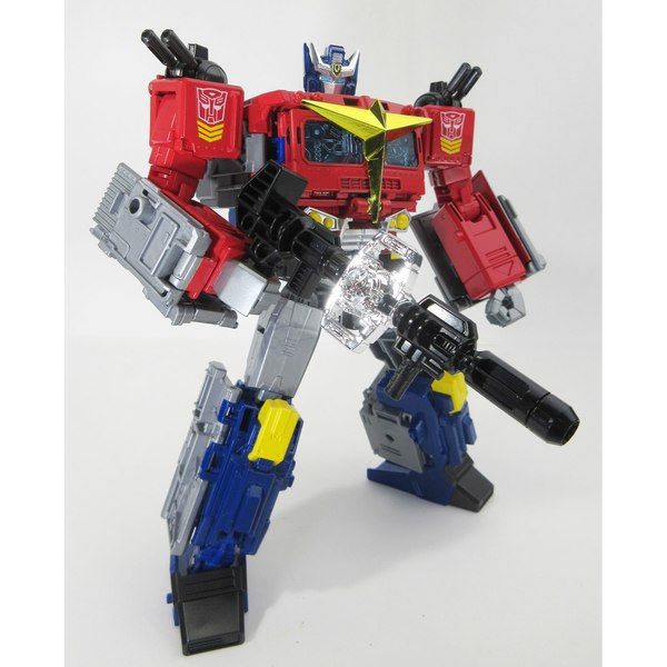 Generation Selects Star Convoy   New TakaraTomy Mall Photos Show Off Matrix Accessory  (7 of 7)